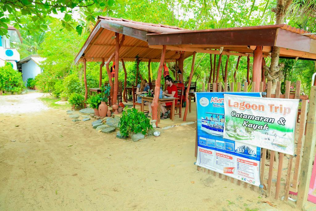 Mallika Guest House Тангалла Экстерьер фото