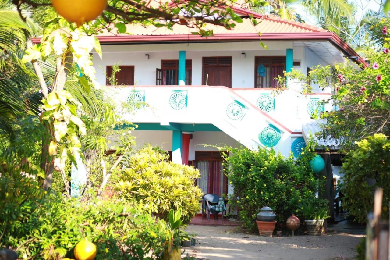 Mallika Guest House Тангалла Экстерьер фото
