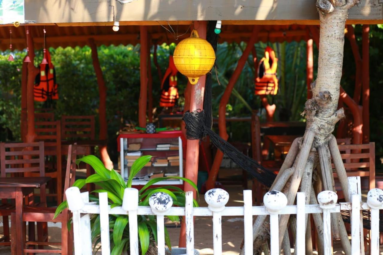Mallika Guest House Тангалла Экстерьер фото